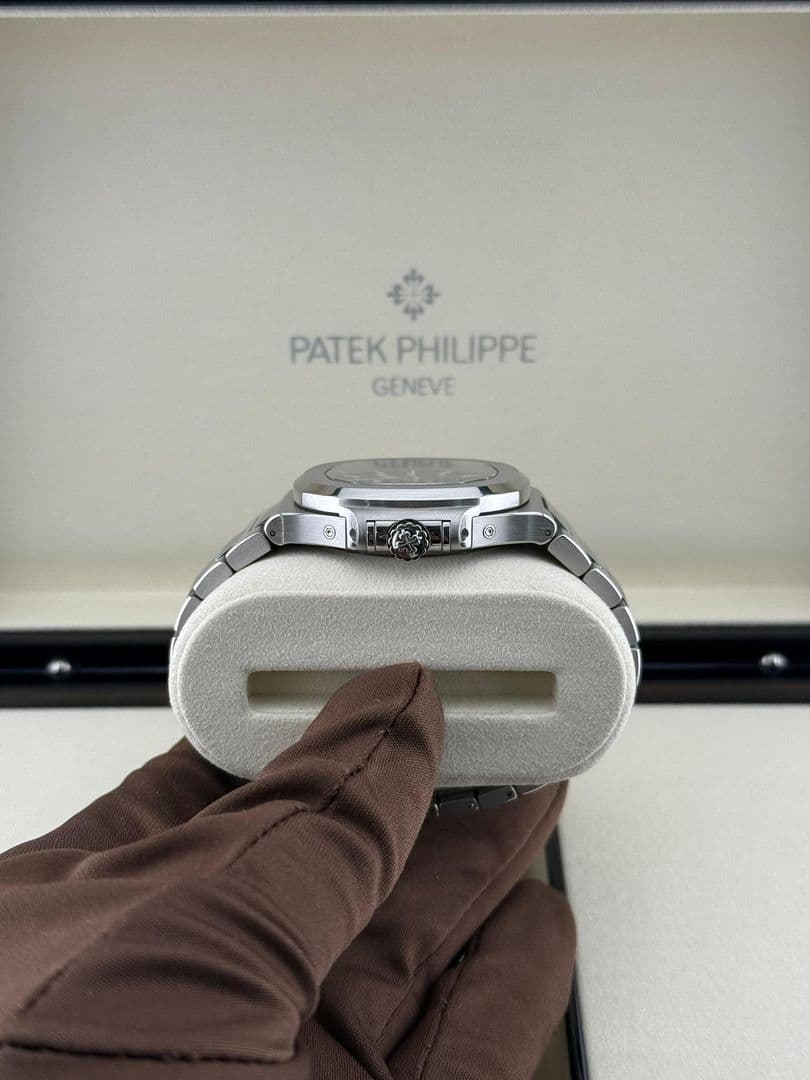 Patek Philippe nautilus 57261A