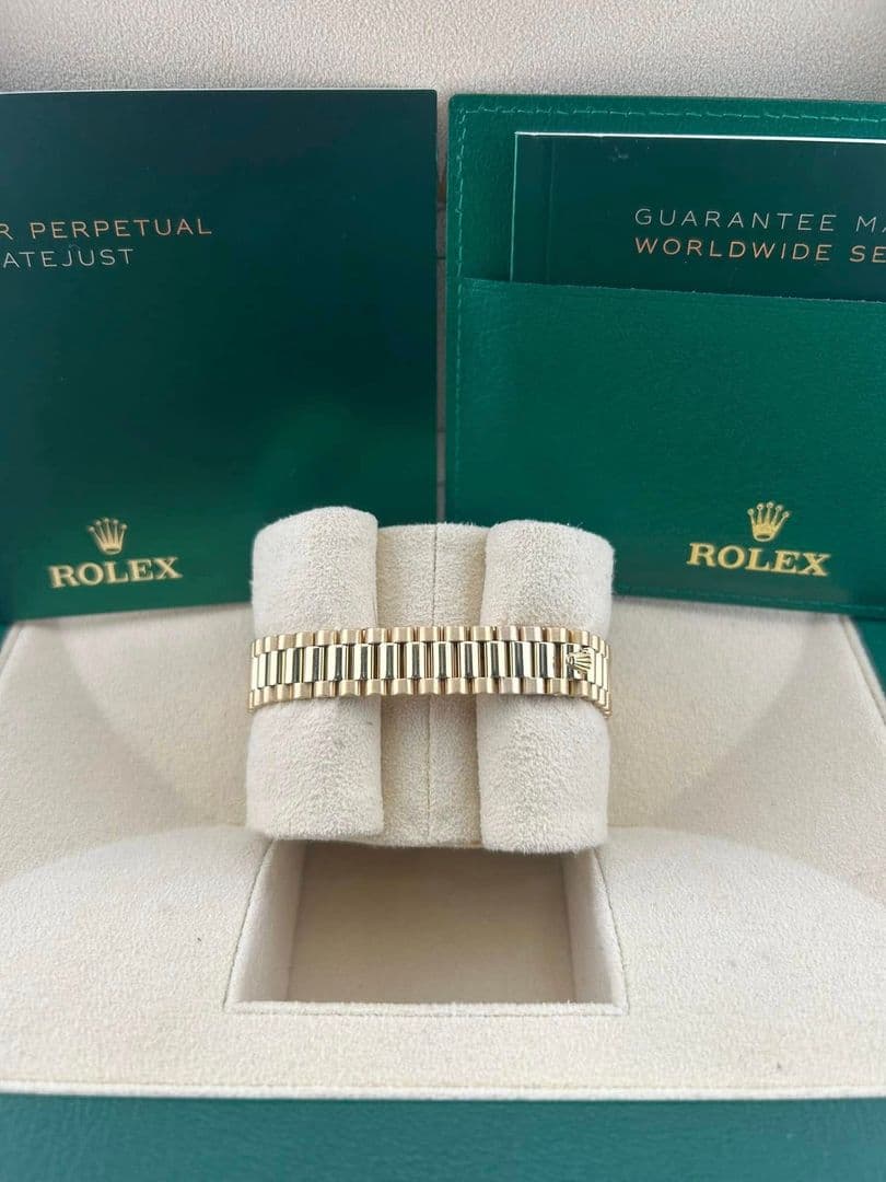 Rolex Datejust 26mm Champagne Yellow Gold Dial Diamond Bezel 69178