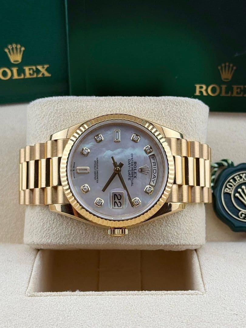 Rolex Daydate 36mm MOP Diamond dial 128238