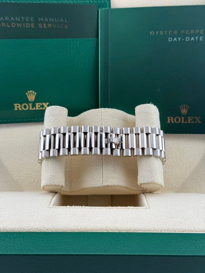 Rolex Daydate 40mm Olive White Gold 228239