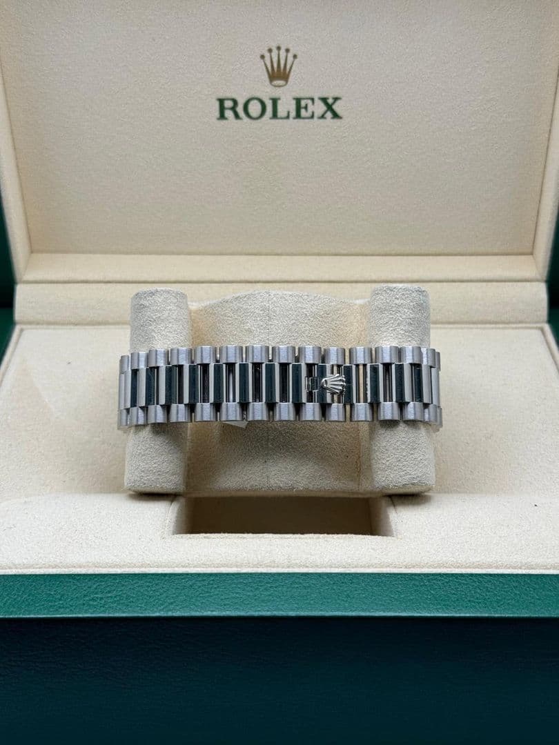 Rolex Daydate Platinum 40mm Ice Blue Baguette dial