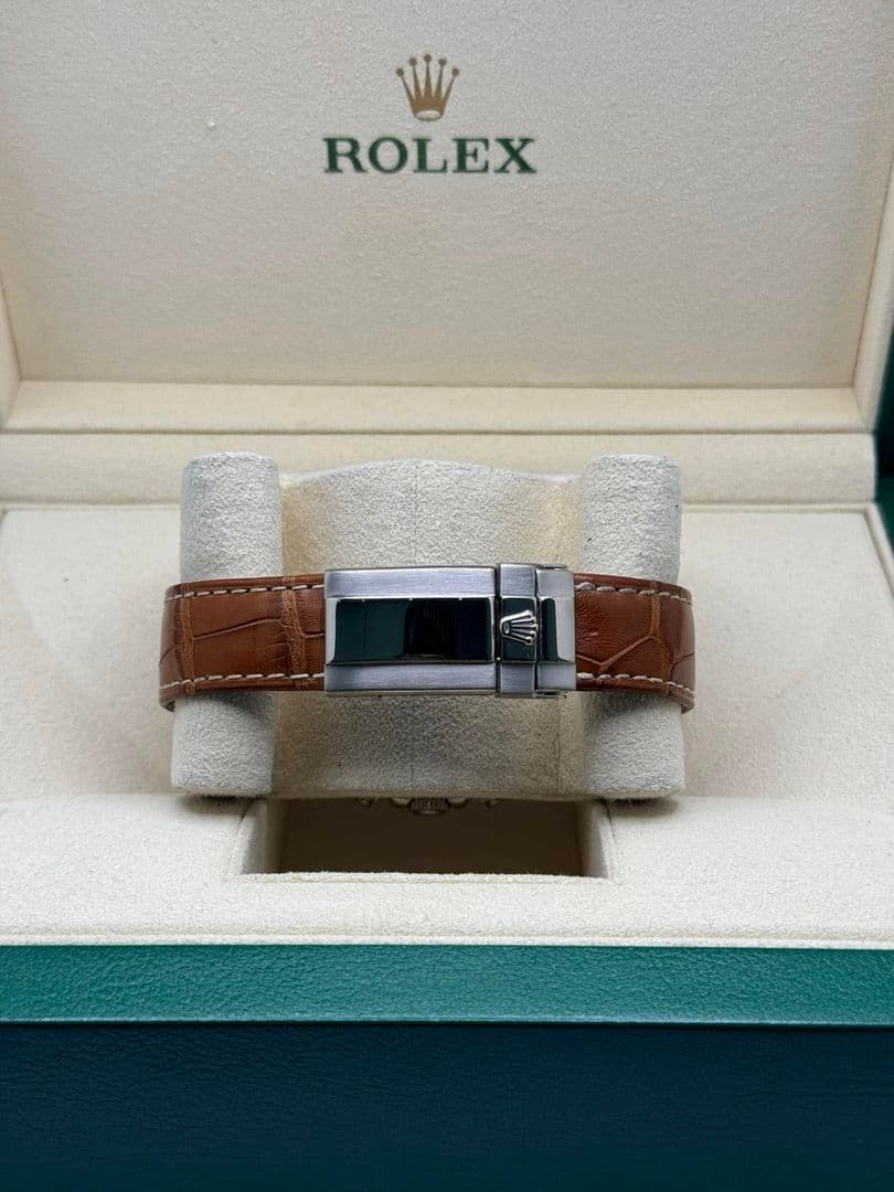 Rolex  Daytona Cosmograph 40mm Leather 116519