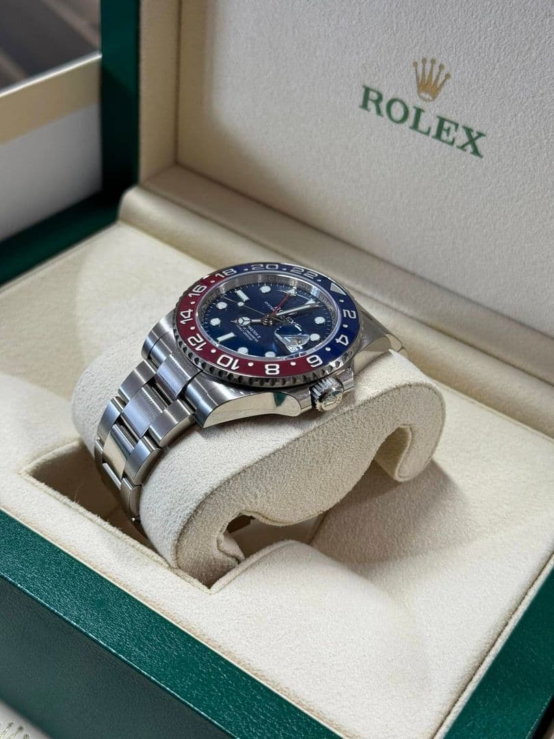 Rolex  GMT-Master II White Gold ‘Pepsi’ 40mm 126719BLRO