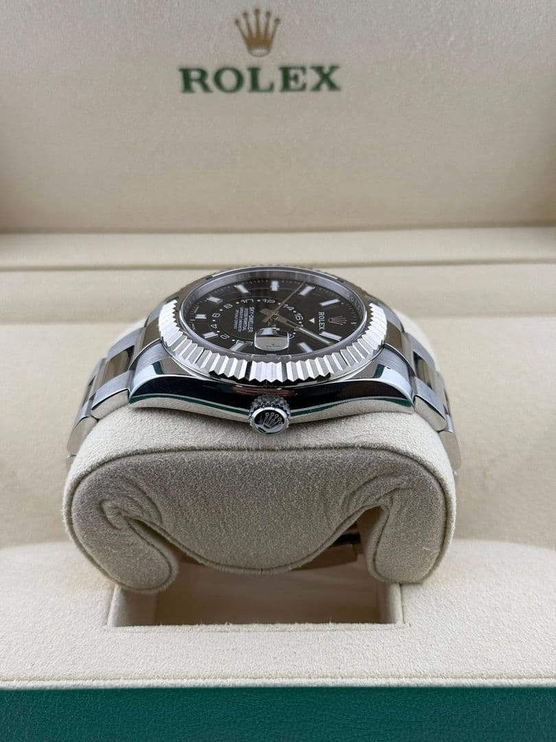Rolex Skydweller 42mm Black dial  326934