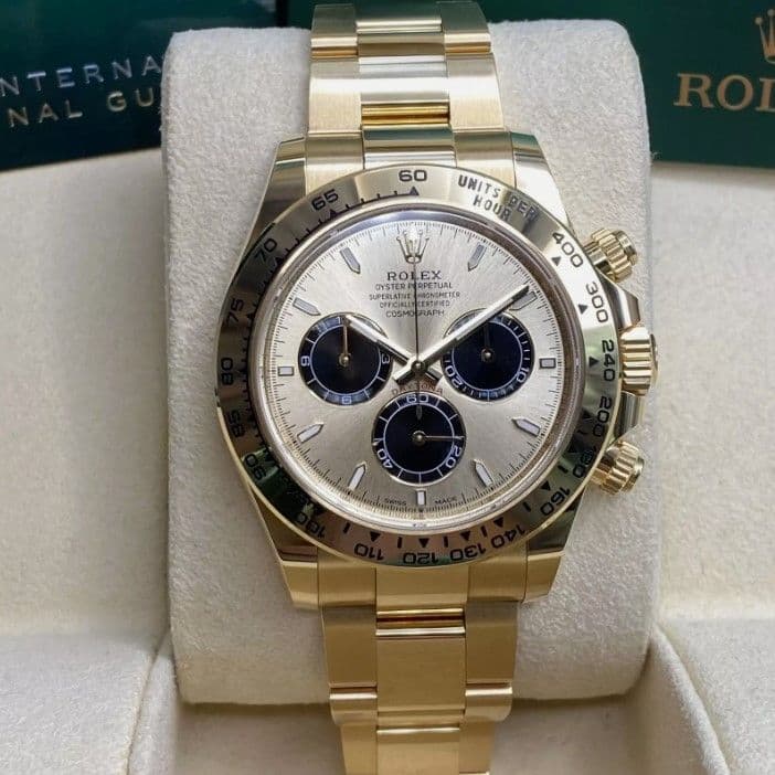 Rolex Cosmograph Daytona 40mm 18K Yellow Gold Champagne Dial Watch 126508